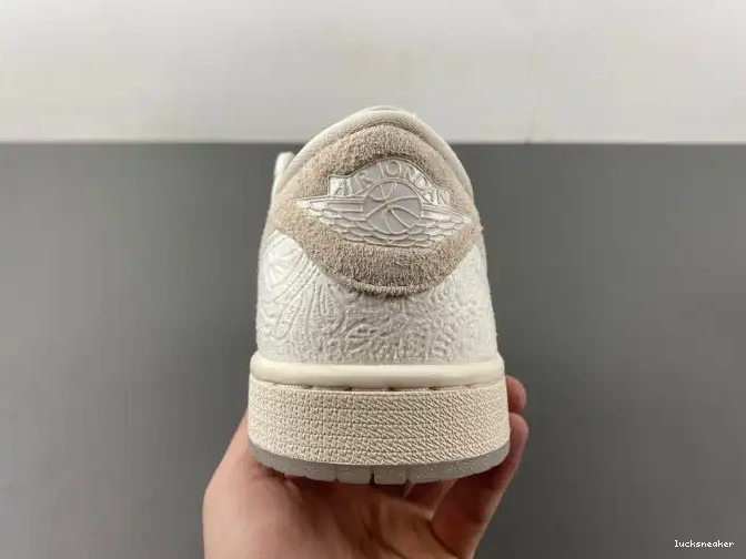 Reps LUCY Paul Low Retro Chris Jordan FZ0455-200 OG 1 0428